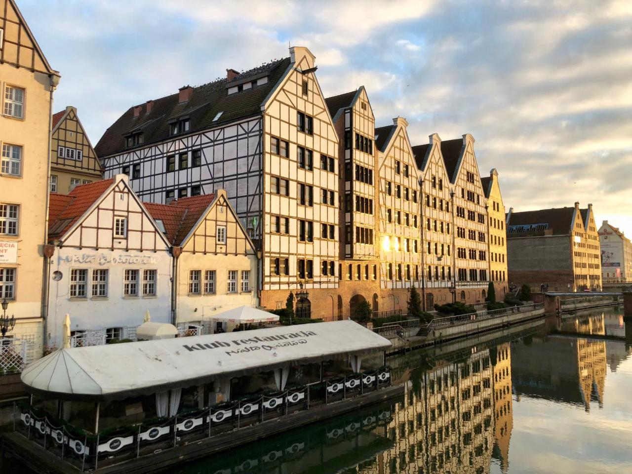 Bielski Guesthouse Gdańsk Buitenkant foto